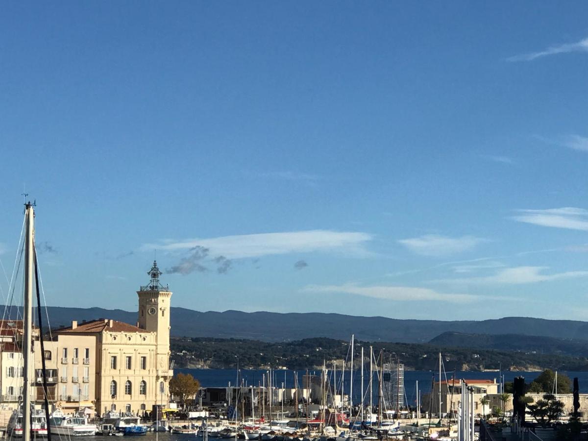 Accostage Vieux-port - & Parking En Option La Ciotat