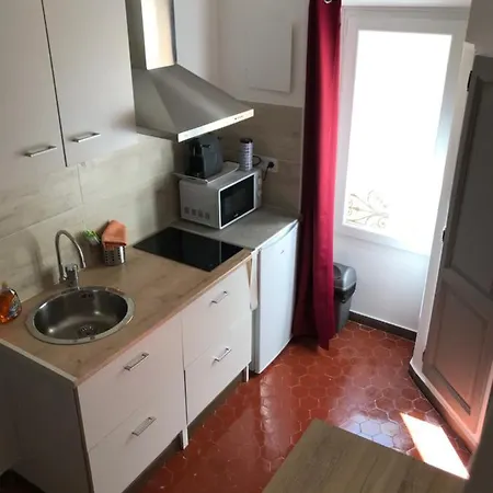Accostage Vieux-Port - Appartements & Parking En Option La Ciotat Exterior photo