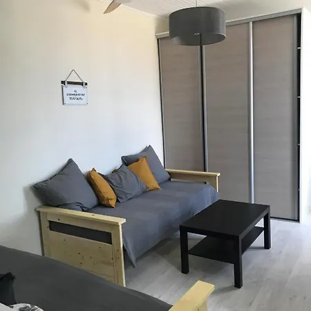 Accostage Vieux-Port - Appartements & Parking En Option La Ciotat Exterior photo