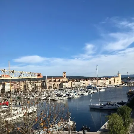 Accostage Vieux-Port - Appartements & Parking En Option La Ciotat Exterior photo