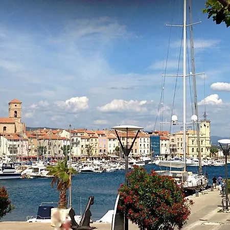 Accostage Vieux-Port - Appartements & Parking En Option La Ciotat Exterior photo