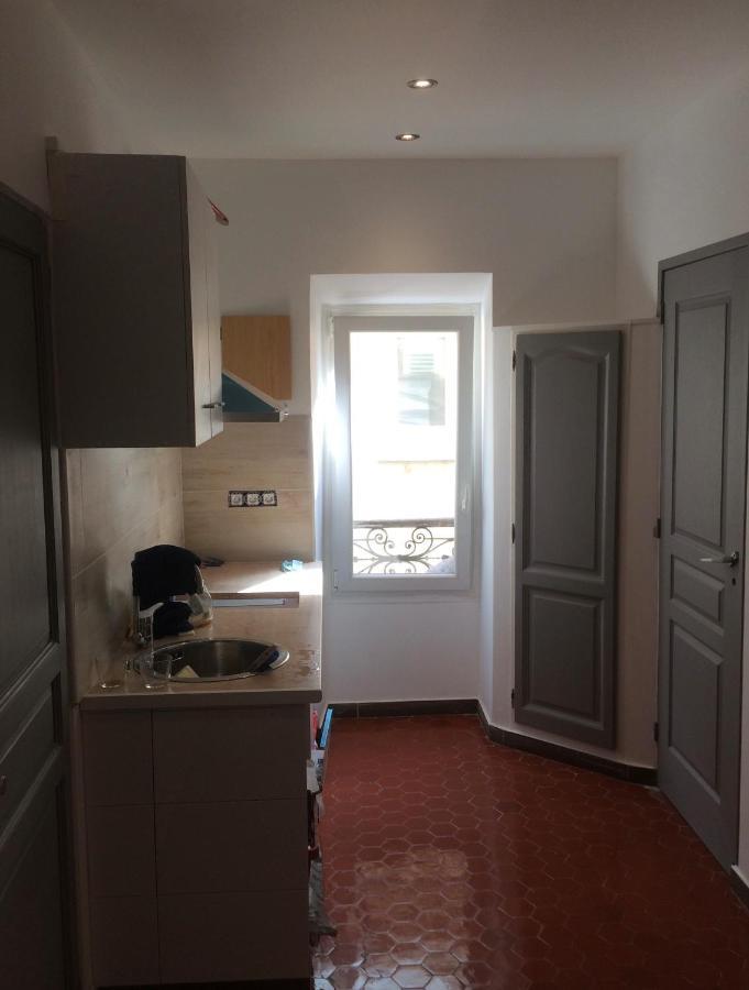 Accostage Vieux-port - & Parking En Option La Ciotat